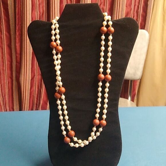 Faux Pearl Brown & Gold Beaded Long Necklace Cottagecore Grandmacore - Picture 1 of 8